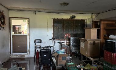Bodega comercial con oficinas