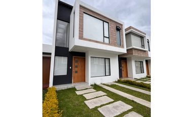 Venta o Renta de Casa Amueblada, Cuenca, Ricaurte 122m²