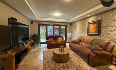 Casa de venta en Ricaurte – código:21499