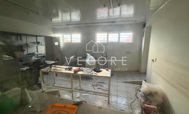 EDIFICIO EN VENTA EN MEZQUITAN, GUADALAJARA