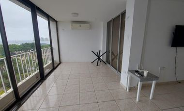 Departamento vista al mar en  Chipipe sector Yacht Club Salinas