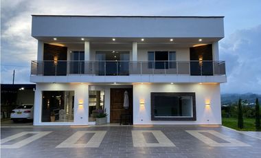vendo casa finca campestre Marinilla via al peñol 1.600 m2 CH-MO