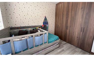 Vendo linda casa esquinera en  milla de oro.