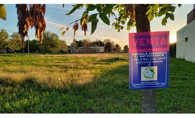 Ibarlucea: Calle 7 y Rivadavia, Barrio abierto Don Hector Lote de 533 m2 cercado, Santa Fe Argentina