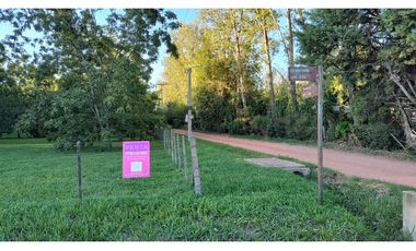 Ibarlucea: Calle 7 y Rivadavia, Barrio abierto Don Hector Lote de 533 m2 cercado, Santa Fe Argentina