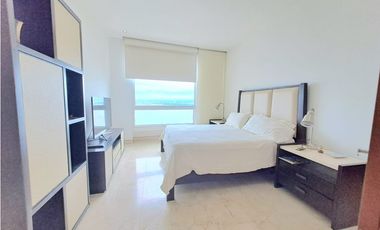 Apartamento Bocagrande sobre la bahia