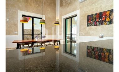 EN VENTA, Residencia Colonial en el Barrio Histórico de Guadalupe, Campeche