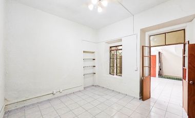 CASA EN VENTA O RENTA EN CENTRO DE GUADALARA