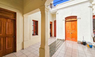 CASA EN VENTA O RENTA EN CENTRO DE GUADALARA