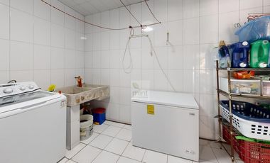 Golf  and USA Social Style Living?  Los Encinos Inigualable Casa Venta