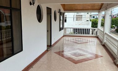 Venta Casa Dúplex Amoblada en Condominio Alto Magdalena, Ricaurte, Girardot