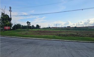 Lote comercial en venta  de 10479mt2 -La Chorrera (DR)