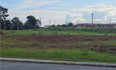 Lote comercial en venta  de 10479mt2 -La Chorrera (DR)