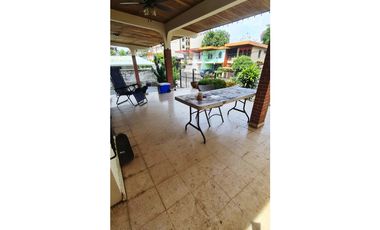 Se VENDE Casa en la Urbanización Miraflores, Betania