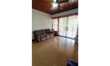 Se VENDE Casa en la Urbanización Miraflores, Betania