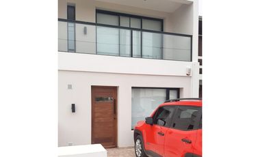 DUPLEX A METROS DEL MAR EN ALQUILER TEMPORARIO