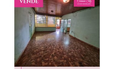 Terreno con casa y deposito a reciclar