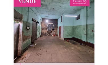 Terreno con casa y deposito a reciclar