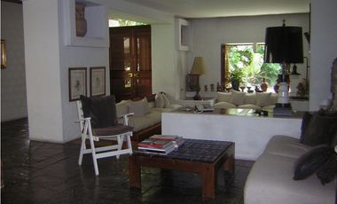 CASA VENTA LOMAS DE SAN ISIDRO