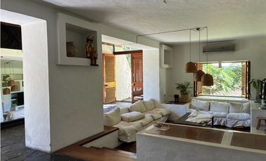 CASA VENTA LOMAS DE SAN ISIDRO