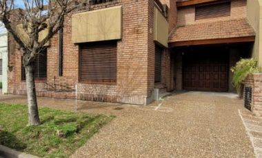 Casa en venta en Lujan Centro