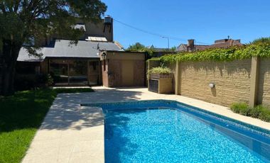 Casa en venta en Lujan Centro
