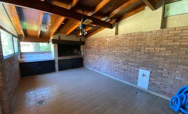 Casa en venta en Lujan Centro