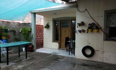 Casa para 2 Familias en venta en Isidro Casanova