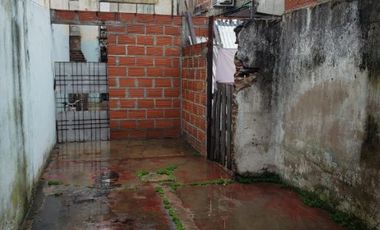 Casa para 2 Familias en venta en Isidro Casanova