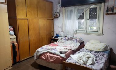 Casa para 2 Familias en venta en Isidro Casanova