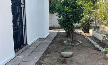 Casa en Venta en Arturo Gordon 3721, Macul