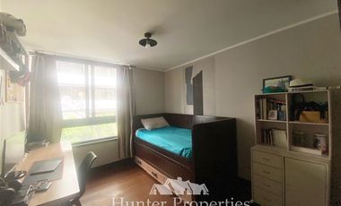 Departamento en Venta en Las Hualtatas con camino el parque