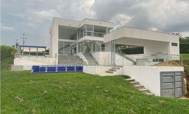 Casa Campestre en cerritos