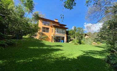 Casa de campo en Rincón de Estradas, Valle de Bravo.