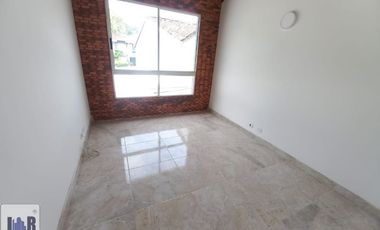 Casa en Arriendo Ubicado en Envigado Codigo 4503