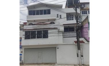 CASA EN VENTA en Av. en la ciudad de Xalapa Ver.