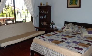 VENTA CASA CAMPESTRE VIA A BARCELONA - QUINDIO