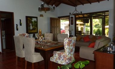 VENTA CASA CAMPESTRE VIA A BARCELONA - QUINDIO