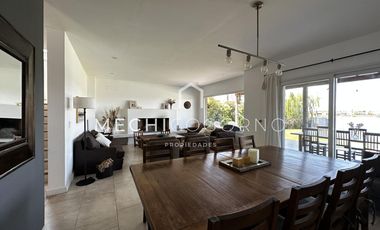 Casa de 4 dormitorios en alquiler de verano en San Rafael, Villa Nueva