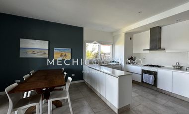 Casa de 4 dormitorios en alquiler de verano en San Rafael, Villa Nueva