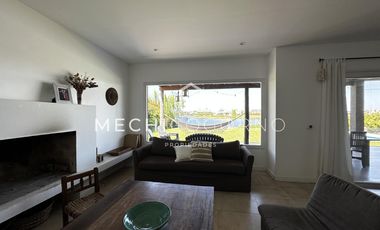 Casa de 4 dormitorios en alquiler de verano en San Rafael, Villa Nueva