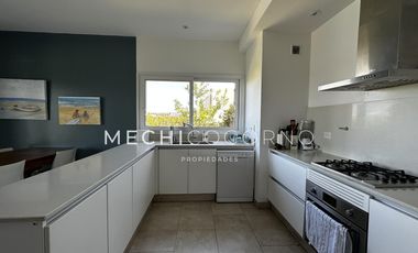Casa de 4 dormitorios en alquiler de verano en San Rafael, Villa Nueva