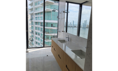 Apartamento bocagrande sobre la bahia