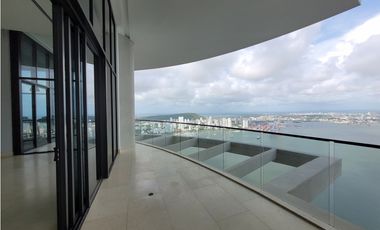 Apartamento bocagrande sobre la bahia