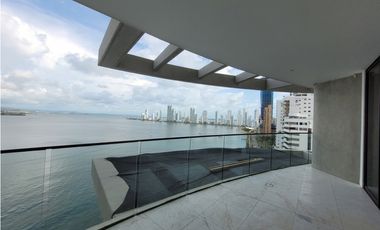 Apartamento bocagrande sobre la bahia