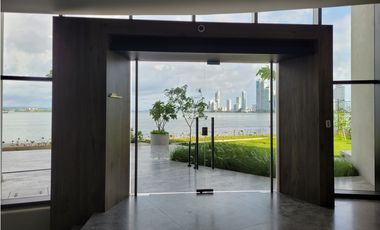 Apartamento bocagrande sobre la bahia