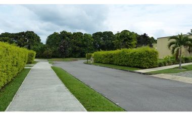VENTA CASA CAMPESTRE VIA LA TEBAIDA AL VALLE DEL CAUCA