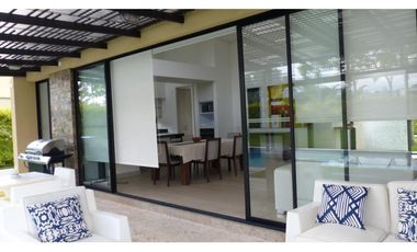 VENTA CASA CAMPESTRE VIA LA TEBAIDA AL VALLE DEL CAUCA