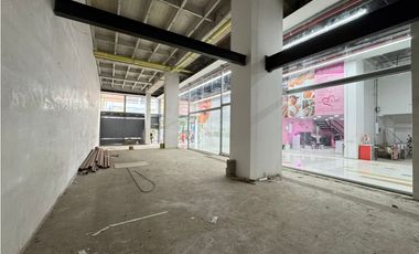 SE ARRIENDA  LOCAL COMERCIAL EN NIQUIA