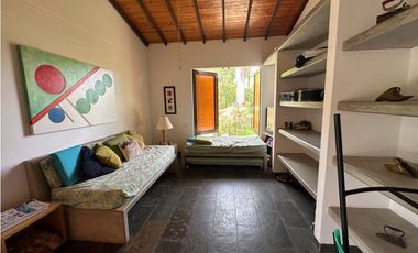 Finca en venta ubicada en Venecia colonial